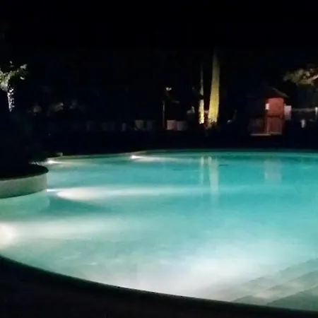 Holiday home A Avec Piscine Partagee Et Vue Montagne Sampzon