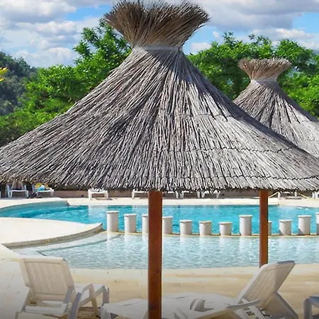 Holiday home A Avec Piscine Partagee Et Vue Montagne *